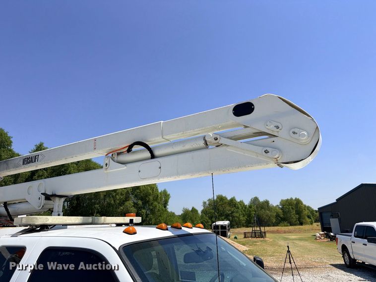 image for item DU1532 2016 Ford F-450 Ext. Cab bucket truck