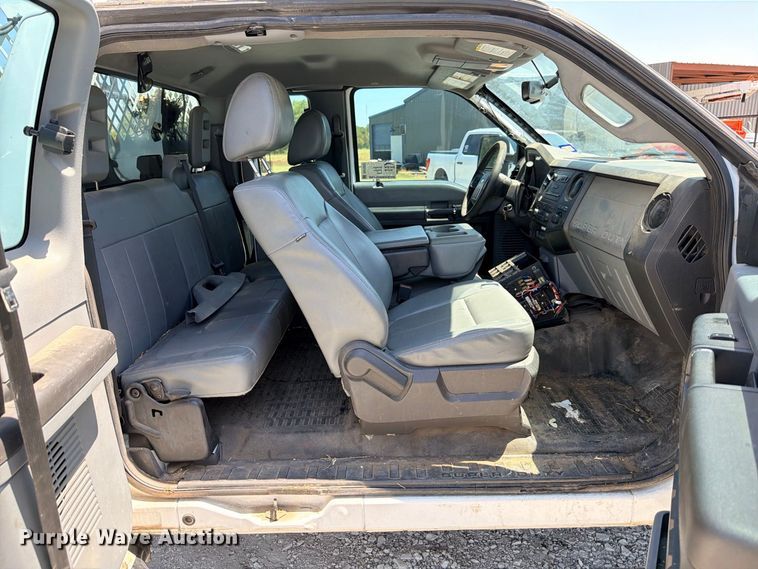 image for item DU1532 2016 Ford F-450 Ext. Cab bucket truck