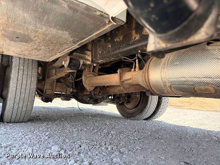 image for item DU1532 2016 Ford F-450 Ext. Cab bucket truck