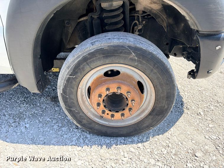 image for item DU1532 2016 Ford F-450 Ext. Cab bucket truck