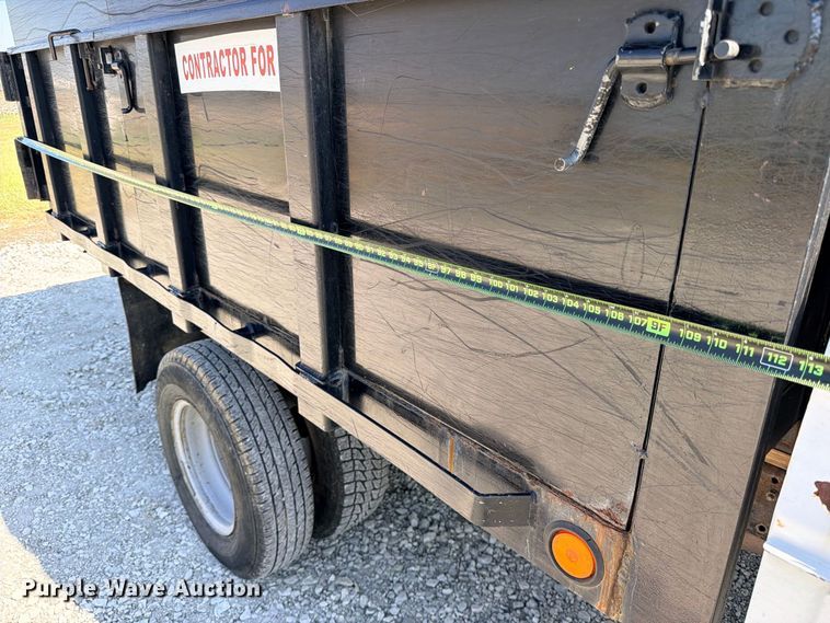 image for item DU1533 2002 Ford F-350 chipper truck