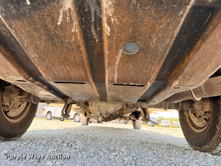 image for item DU1533 2002 Ford F-350 chipper truck
