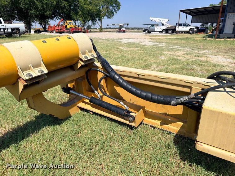 image for item DU1534 Skid steer tree saw