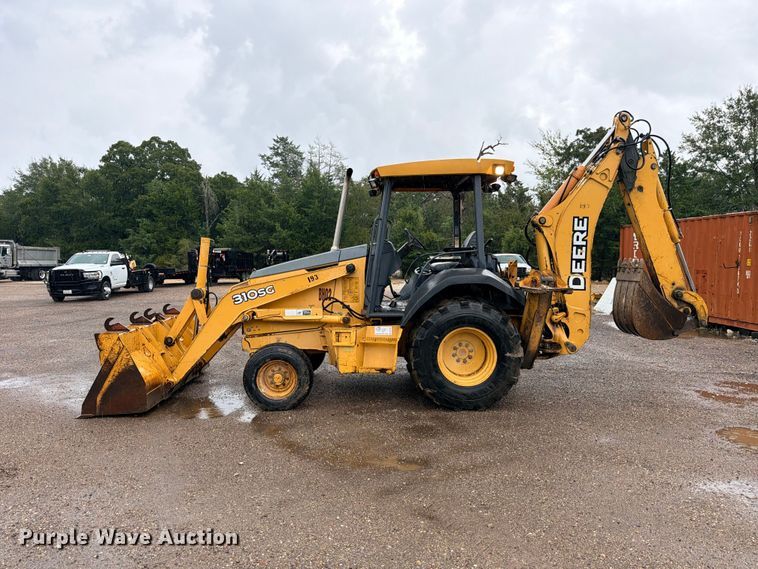image for item DU1547 2006 John Deere 310SG backhoe