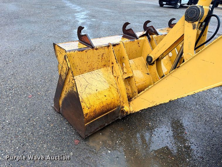 image for item DU1547 2006 John Deere 310SG backhoe