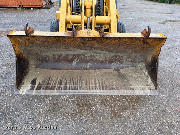 image for item DU1547 2006 John Deere 310SG backhoe