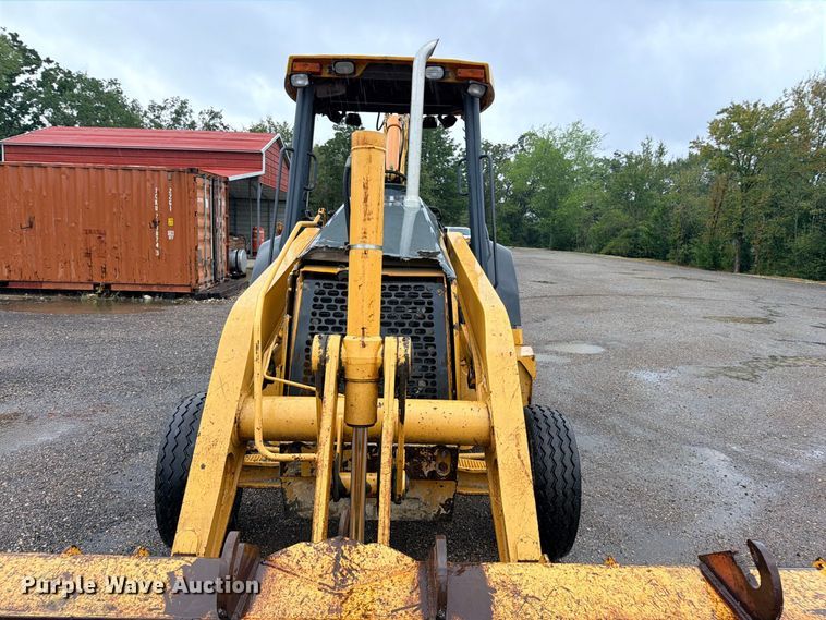 image for item DU1547 2006 John Deere 310SG backhoe