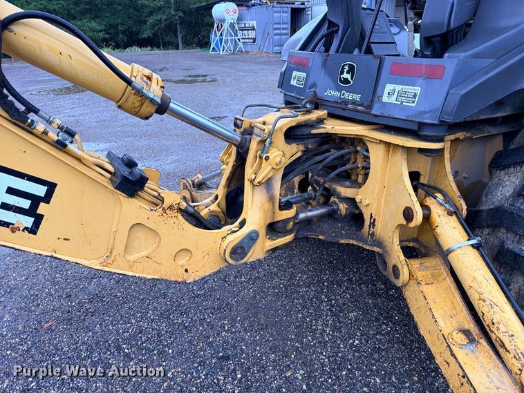image for item DU1547 2006 John Deere 310SG backhoe