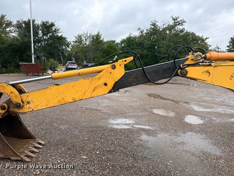 image for item DU1547 2006 John Deere 310SG backhoe