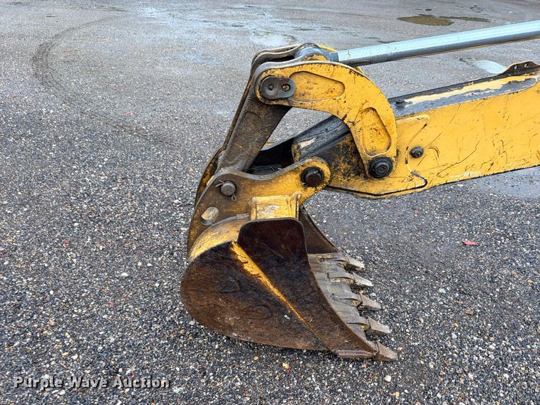 image for item DU1547 2006 John Deere 310SG backhoe