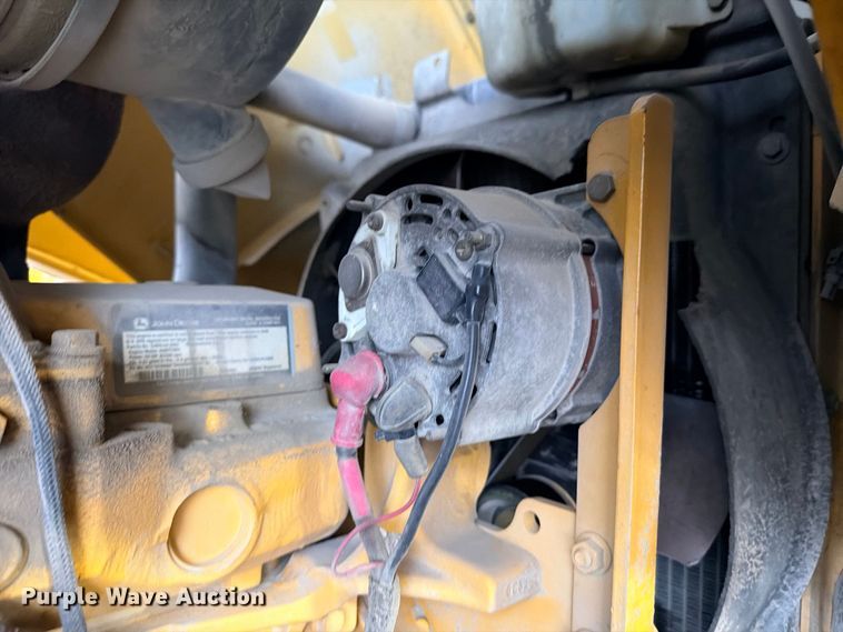 image for item DU1547 2006 John Deere 310SG backhoe