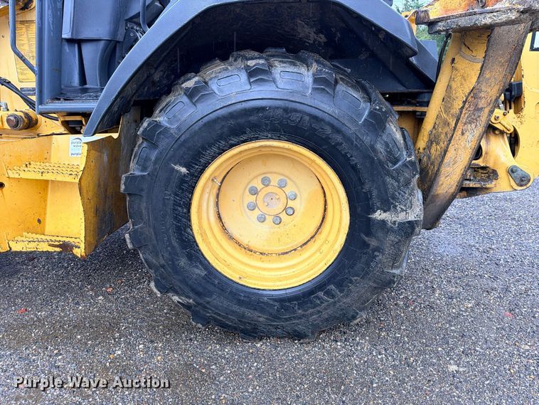 image for item DU1547 2006 John Deere 310SG backhoe