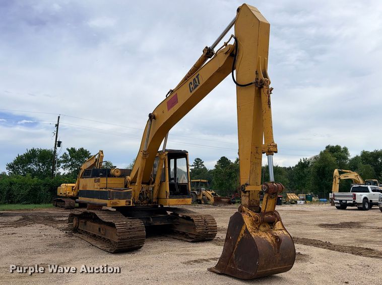 image for item DU1549 1990 Caterpillar EL240B excavator