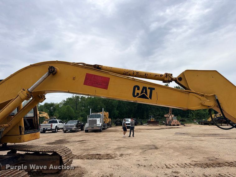 image for item DU1549 1990 Caterpillar EL240B excavator