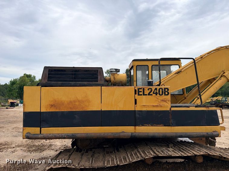 image for item DU1549 1990 Caterpillar EL240B excavator