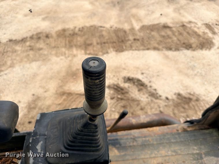 image for item DU1549 1990 Caterpillar EL240B excavator
