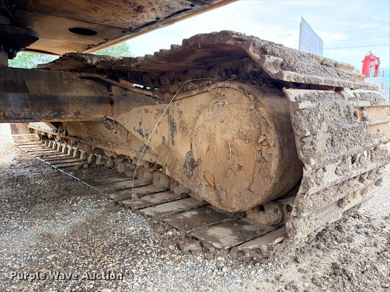 image for item DU1549 1990 Caterpillar EL240B excavator