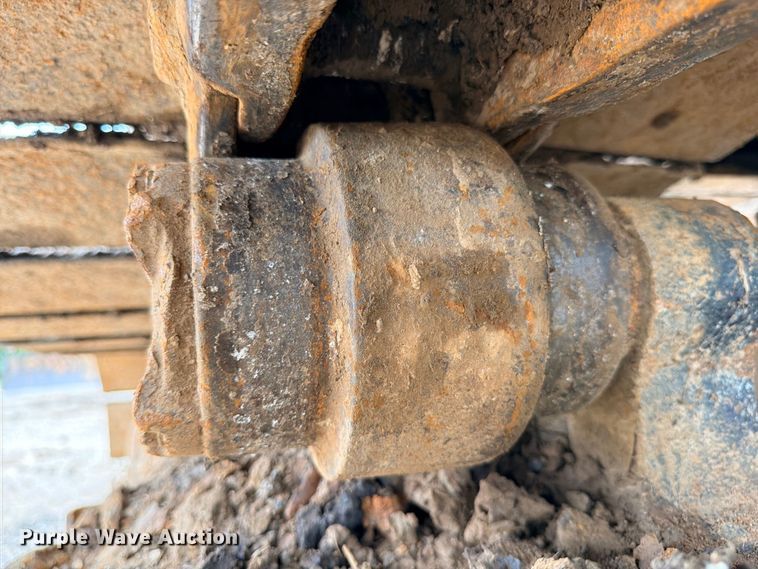 image for item DU1549 1990 Caterpillar EL240B excavator