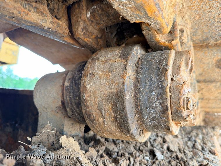 image for item DU1549 1990 Caterpillar EL240B excavator