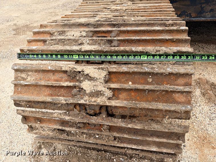 image for item DU1549 1990 Caterpillar EL240B excavator
