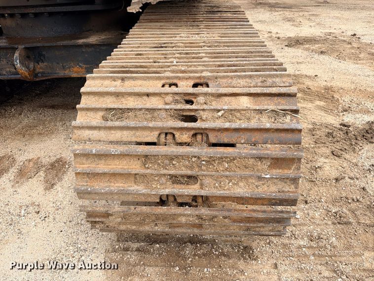 image for item DU1549 1990 Caterpillar EL240B excavator