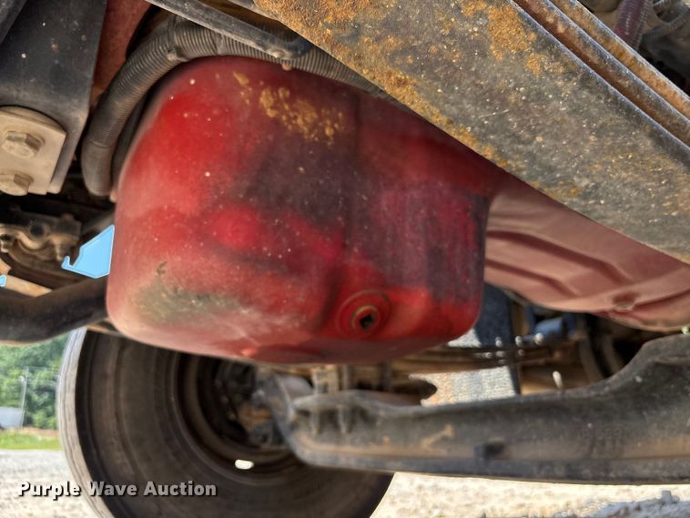 image for item DU6335 2016 Kenworth T800 dump truck