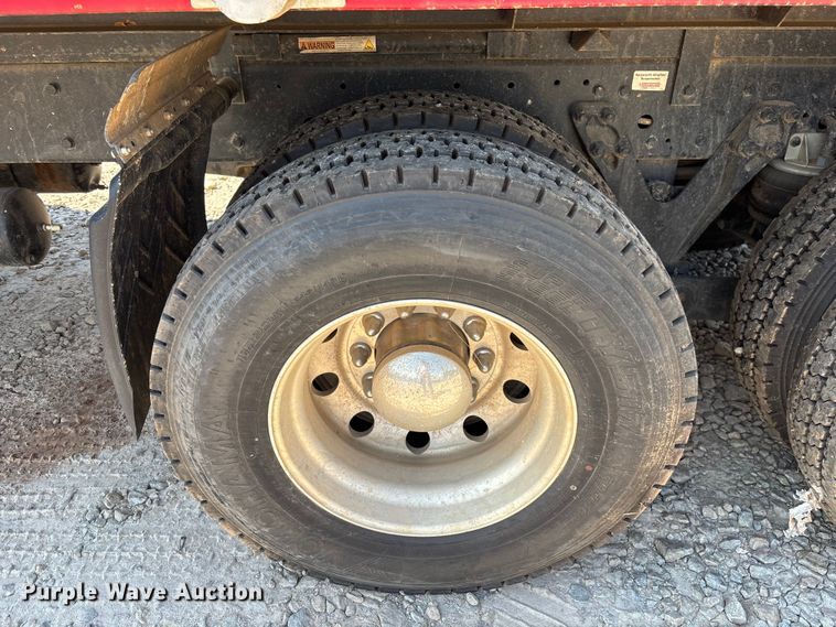 image for item DU6335 2016 Kenworth T800 dump truck