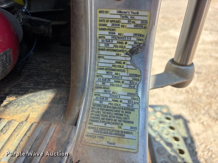 image for item DU6335 2016 Kenworth T800 dump truck