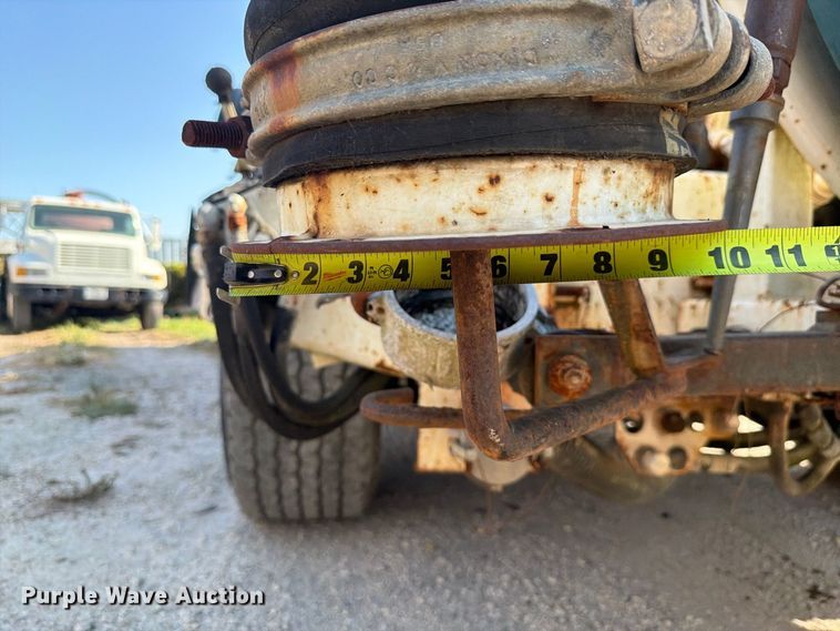 image for item DV7311 2003 Sterling Truck L7500 Series sewer jetter truck
