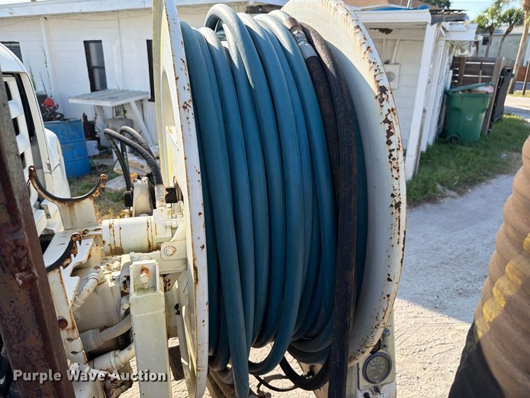 image for item DV7311 2003 Sterling Truck L7500 Series sewer jetter truck