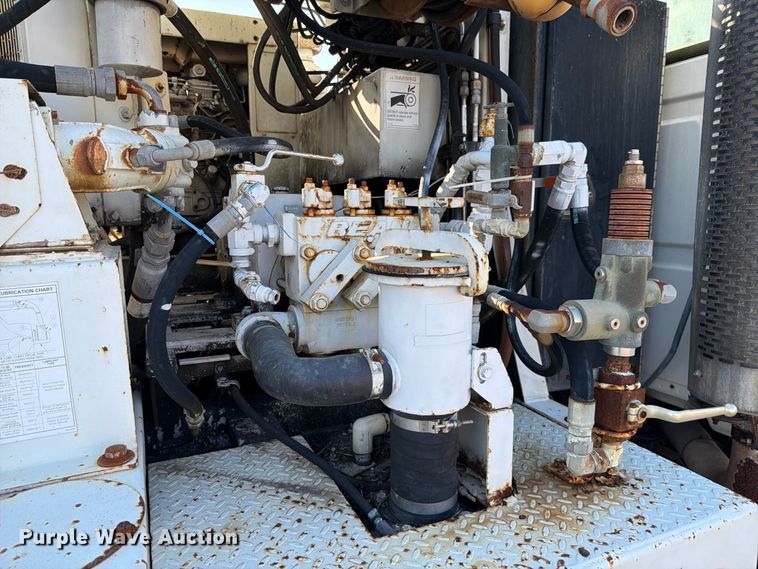 image for item DV7311 2003 Sterling Truck L7500 Series sewer jetter truck