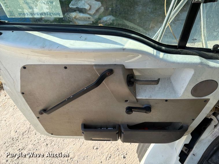 image for item DV7311 2003 Sterling Truck L7500 Series sewer jetter truck