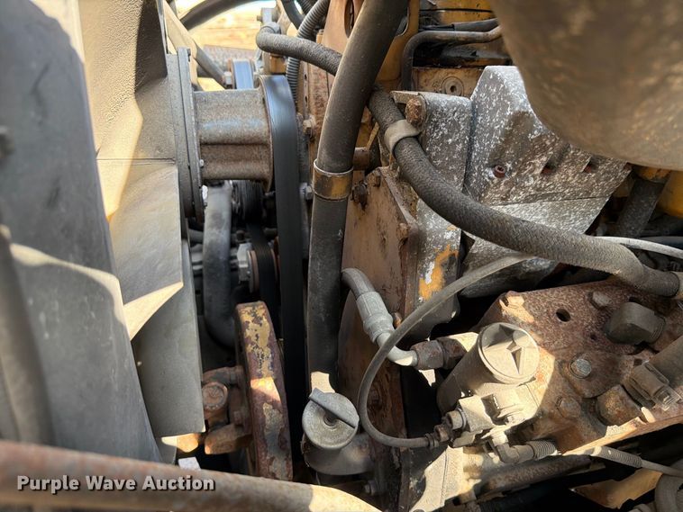 image for item DV7311 2003 Sterling Truck L7500 Series sewer jetter truck