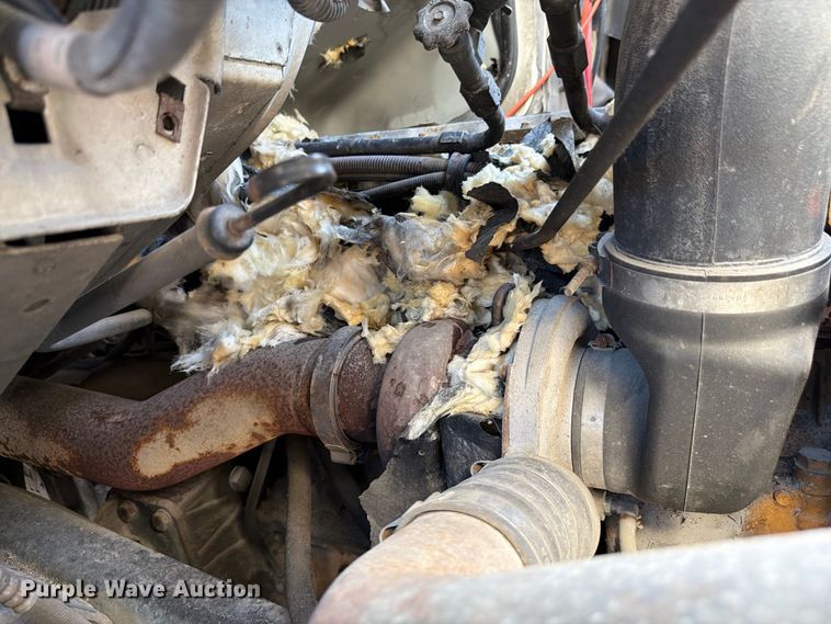 image for item DV7311 2003 Sterling Truck L7500 Series sewer jetter truck