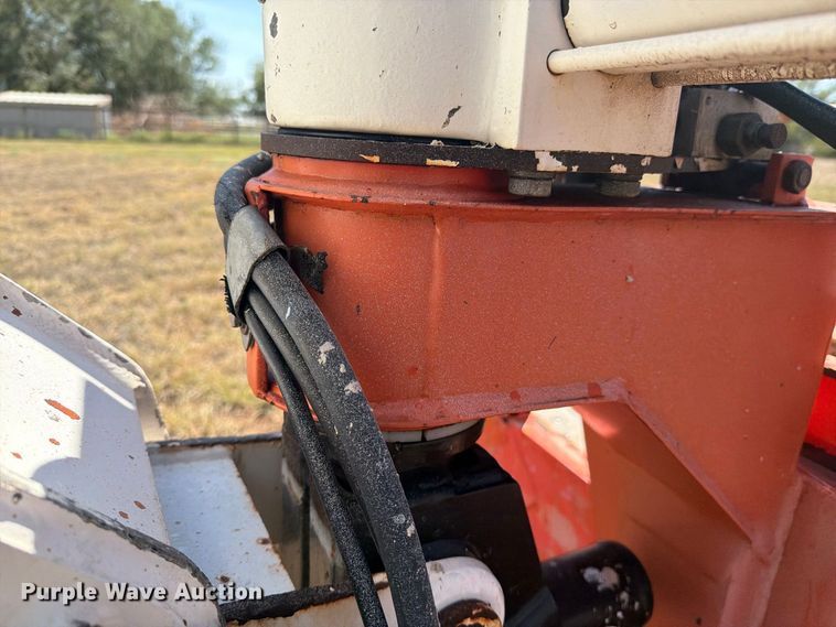 image for item DV8583 2015 Snorkel TB66J boom lift