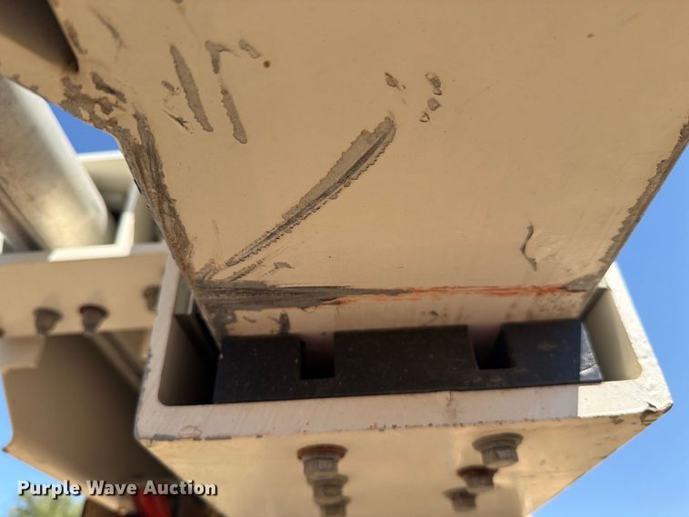 image for item DV8583 2015 Snorkel TB66J boom lift