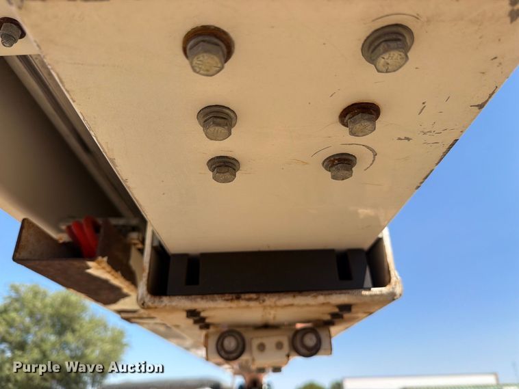 image for item DV8583 2015 Snorkel TB66J boom lift