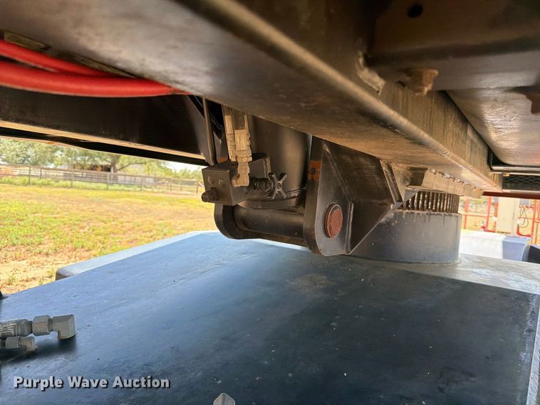 image for item DV8583 2015 Snorkel TB66J boom lift