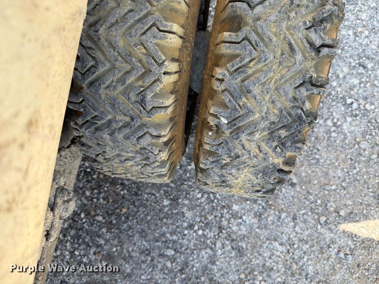 image for item DV8588 Whiteman WBH-16 concrete buggy