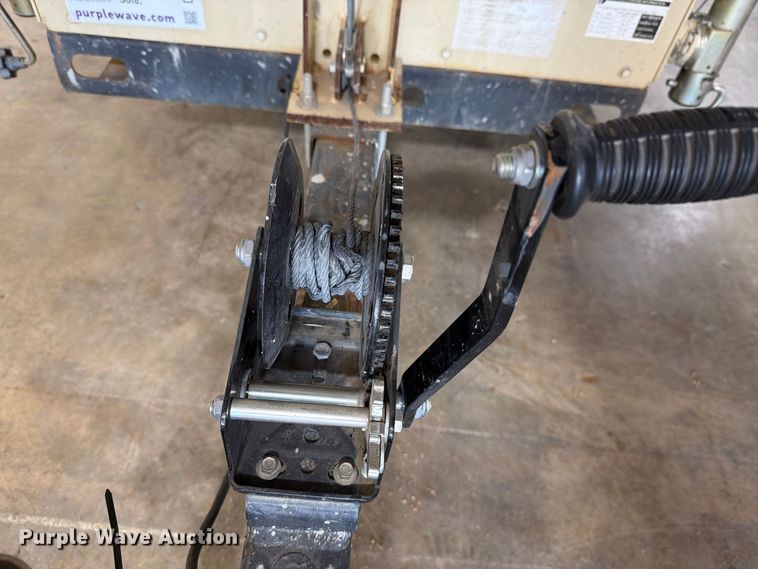 image for item DV8590 2010 Doosan light plant