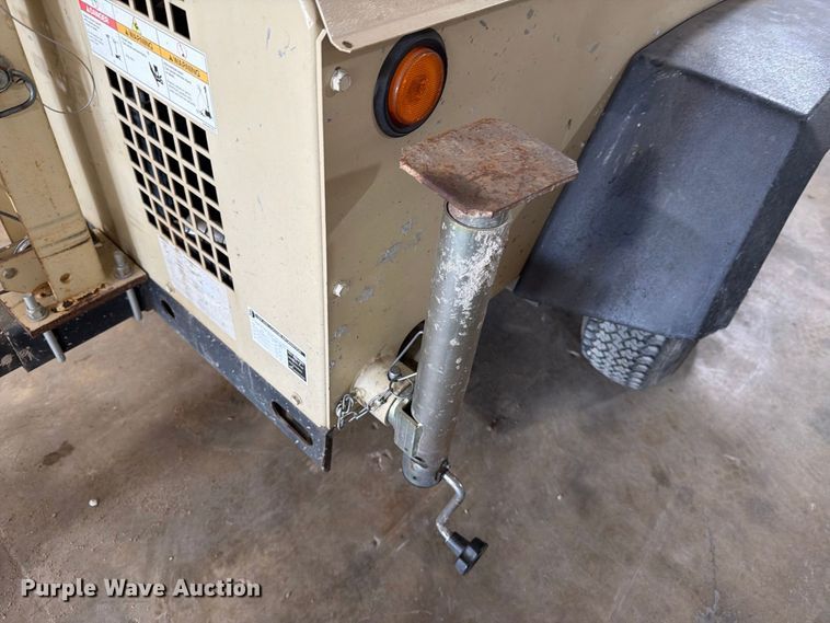 image for item DV8590 2010 Doosan light plant