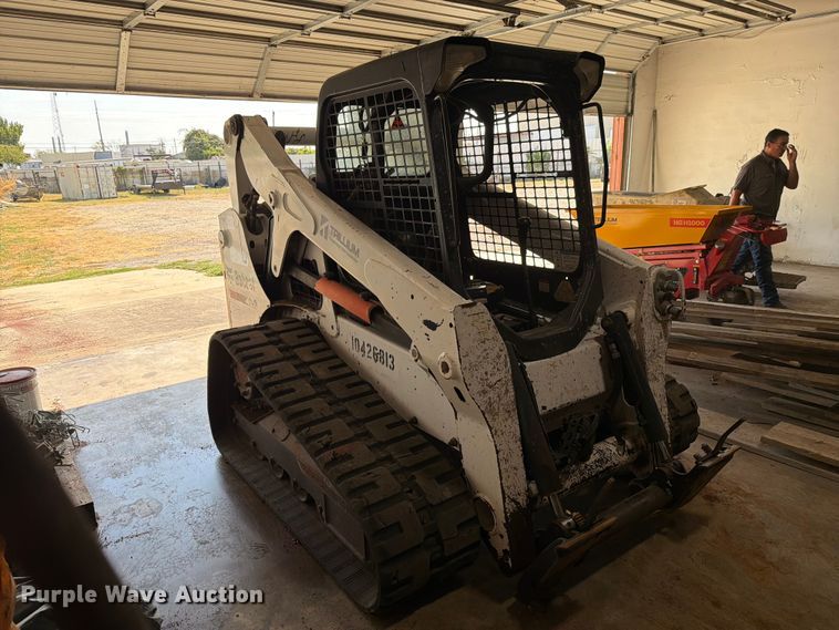 image for item DV8591 2015 Bobcat T650 tracked skid steer loader