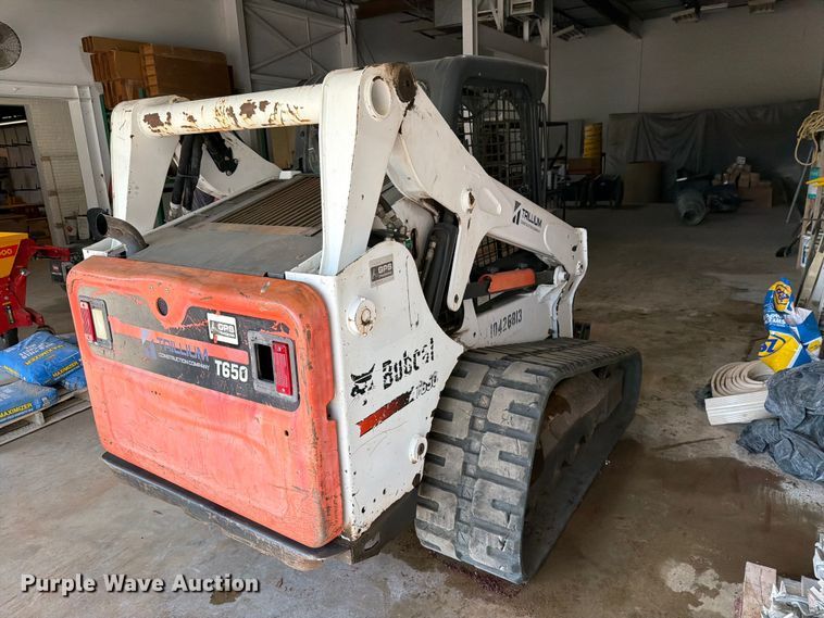 image for item DV8591 2015 Bobcat T650 tracked skid steer loader