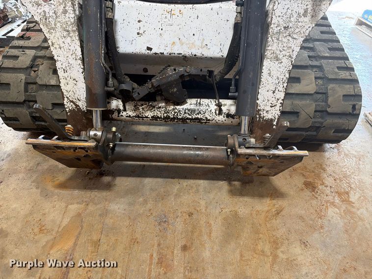 image for item DV8591 2015 Bobcat T650 tracked skid steer loader