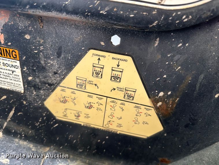image for item DV8591 2015 Bobcat T650 tracked skid steer loader