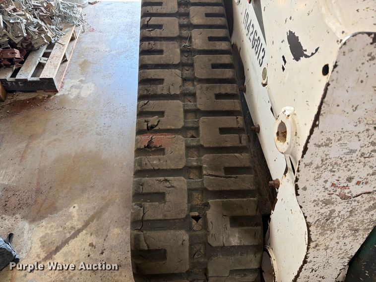 image for item DV8591 2015 Bobcat T650 tracked skid steer loader