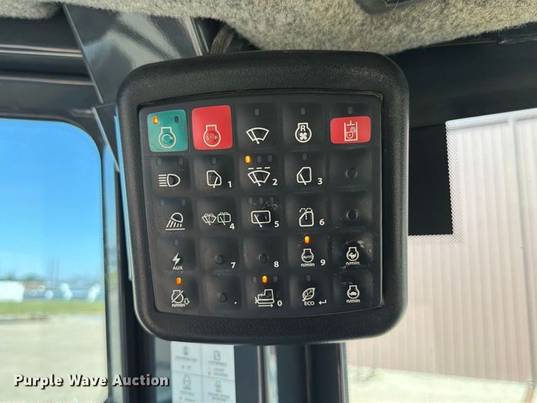 2018 John Deere 750K LGP