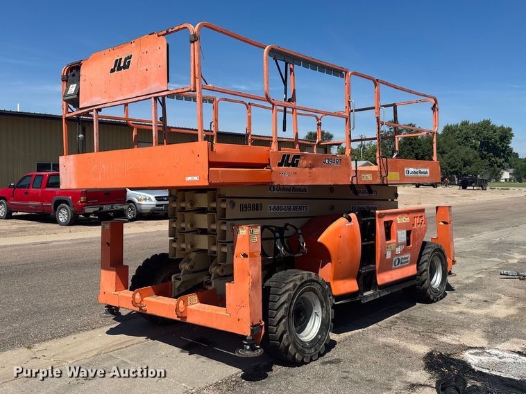 JLG 4394RT scissor lift
