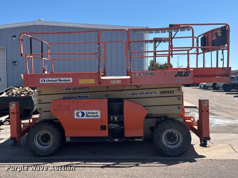 image for item DY3226 JLG 4394RT scissor lift