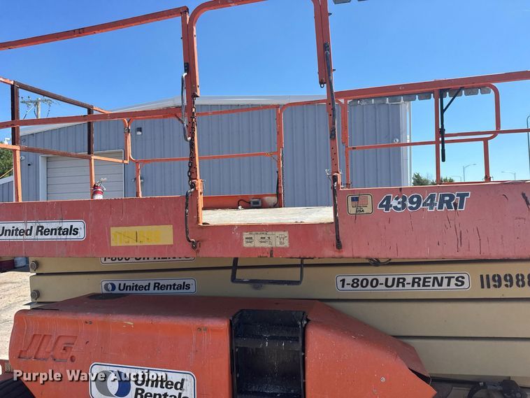 image for item DY3226 JLG 4394RT scissor lift